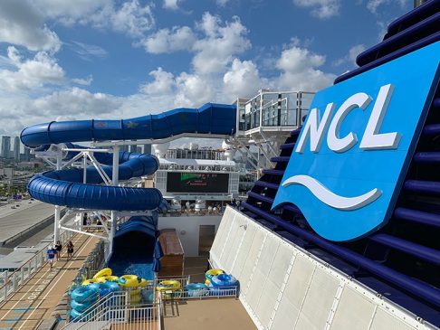 Top 10 Features Norwegian Bliss