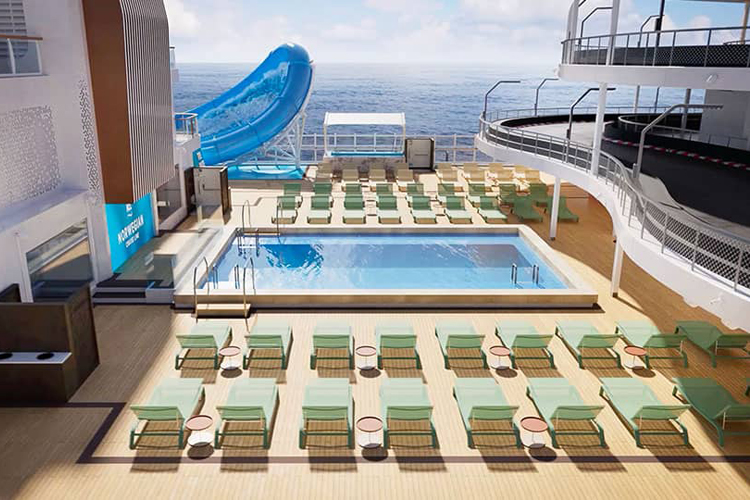 Norwegian Viva - Main Pool